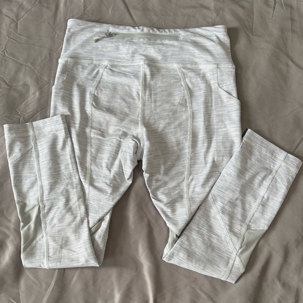 Lululemon Pace Rival Crop Leggings Women’s size 4 Nimbus Battleship / Seal Grey